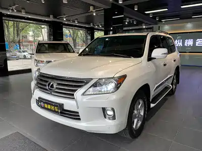 Lexus LX 2014
