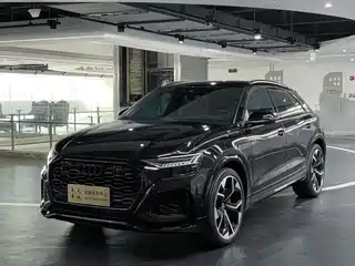 Audi Audi RS Q8 2021