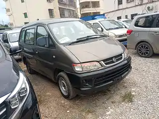 Dongfeng Fengxing Lingzhi 2014