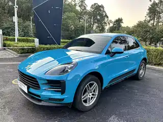 Porsche Macan 2021