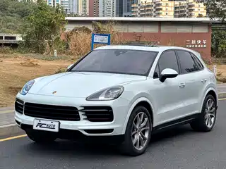 Porsche Cayenne 2022