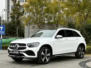 Mercedes-Benz GLC 2023