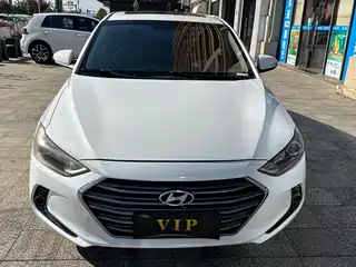 Hyundai Elantra 2017