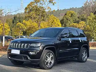 Jeep Grand Cherokee (Import) 2022