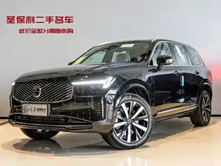 Volvo XC90 Plug-in Hybrid 2025