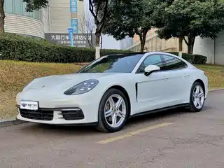 Porsche Panamera 2016