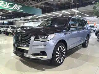 Lincoln Navigator One 2022