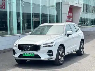 Volvo XC60 Plug-in Hybrid 2024