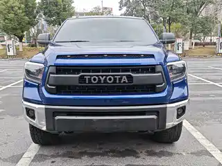 Toyota Tundra 2015