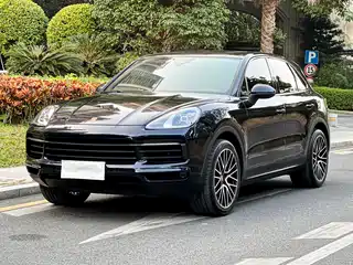 Porsche Cayenne 2021