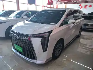 GAC Trumpchi M8 2024