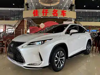 Lexus RX 2021