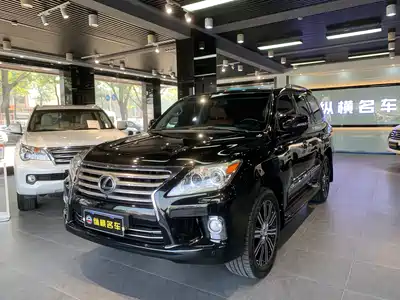Lexus LX 2013