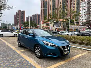Nissan Bluebird 2015