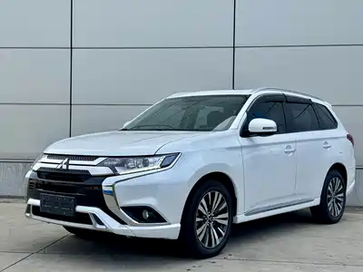 Mitsubishi Outlander 2022