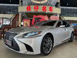 Lexus LS 2018