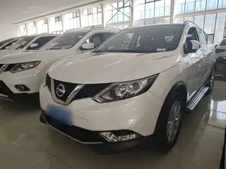 Nissan Qashqai 2015
