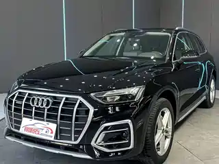 Audi Q5L 2022