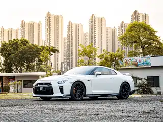 Nissan GT-R 2018