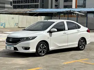 Honda Greiz 2015