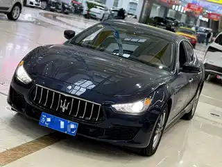 Maserati Ghibli 2021