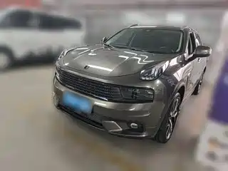 Lynk & Co 01 2018