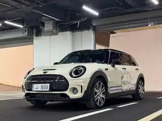 MINI CLUBMAN 2022