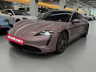 Porsche Taycan 2021