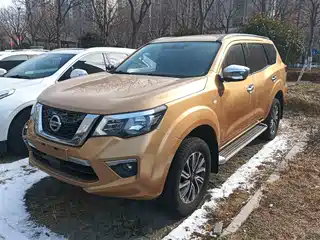 Nissan Terra 2018