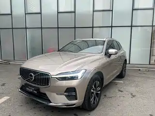 Volvo XC60 2022