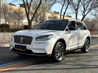 Lincoln Adventurer 2022