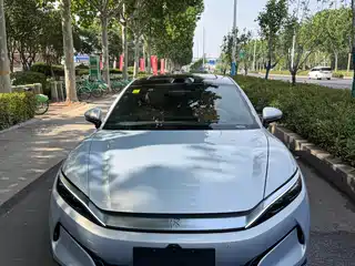 BYD Han L 2025