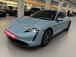 Porsche Taycan 2021