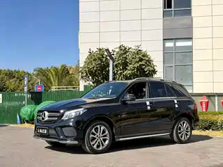 Mercedes-Benz GLE 2016