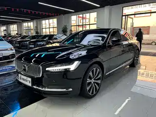 Volvo S90 2022