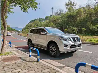 Nissan Terra 2019