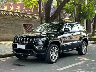 Jeep Grand Cherokee (Import) 2022
