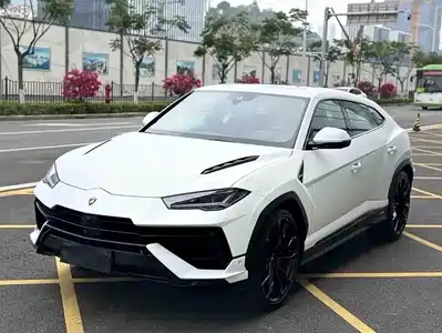 Lamborghini Urus 2023