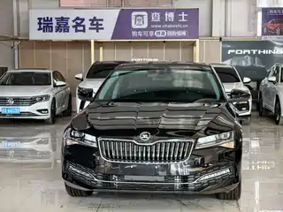 Škoda Superb 2022