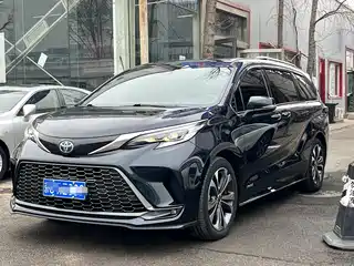 Toyota Granvia 2022