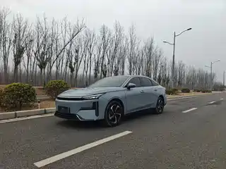Geely Galaxy L6 2025