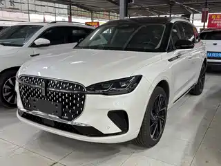 Lincoln Adventurer 2024