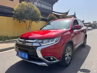 Mitsubishi Outlander 2017