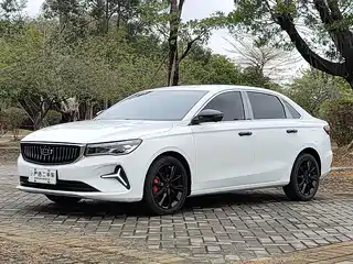 Geely Emgrand 2023