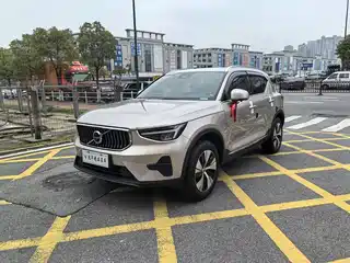 Volvo XC40 2024