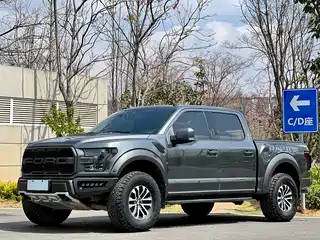 Ford F-150 Raptor 2020
