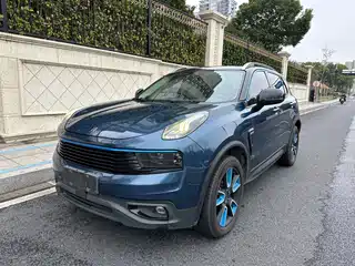 Lynk & Co 01 2017