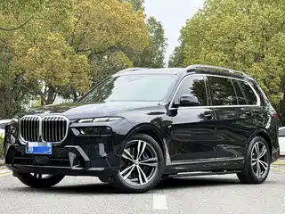 BMW BMW X7 2024