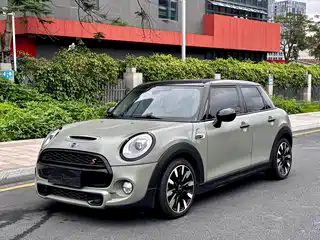 MINI MINI 2018