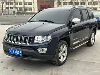 Jeep Compass (Import) 2013